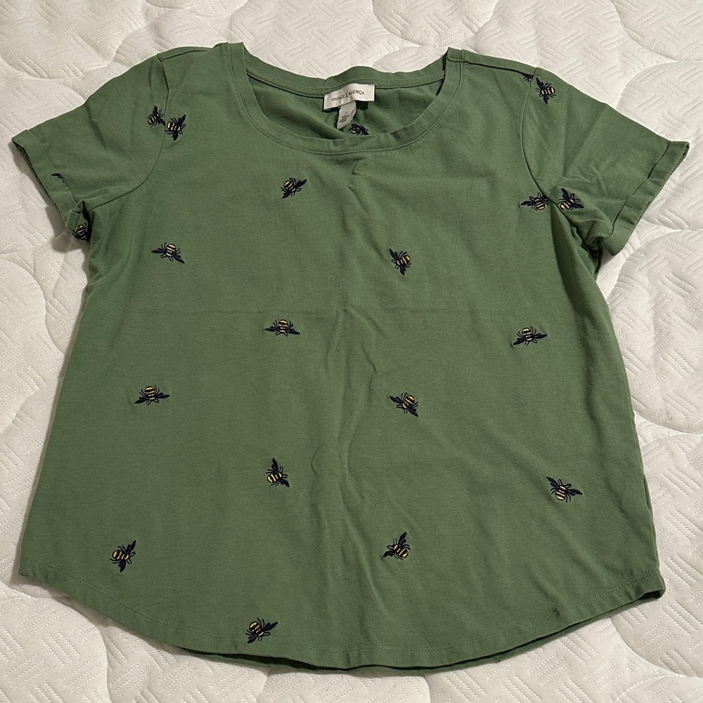 Women’s Bee Shirt